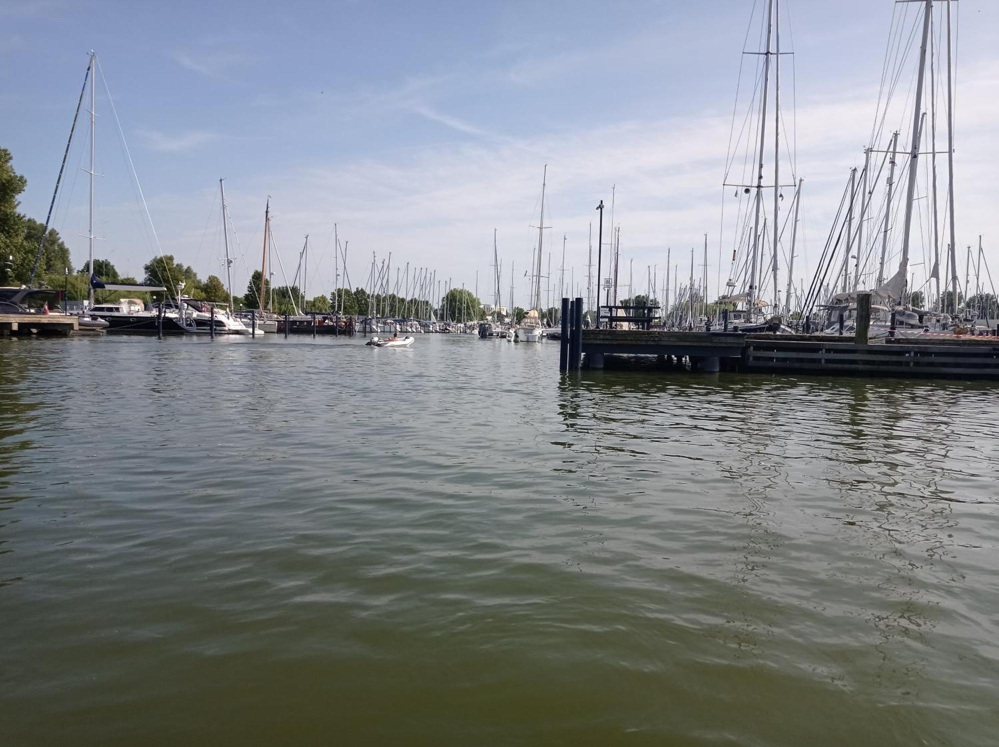 Appartement Ijsselmeer Makkum Strand Exterior photo